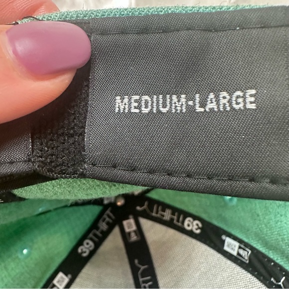 Chicago White Sox Green New Era 39 Baseball Hat. Size medium/large - Picture 8 of 15